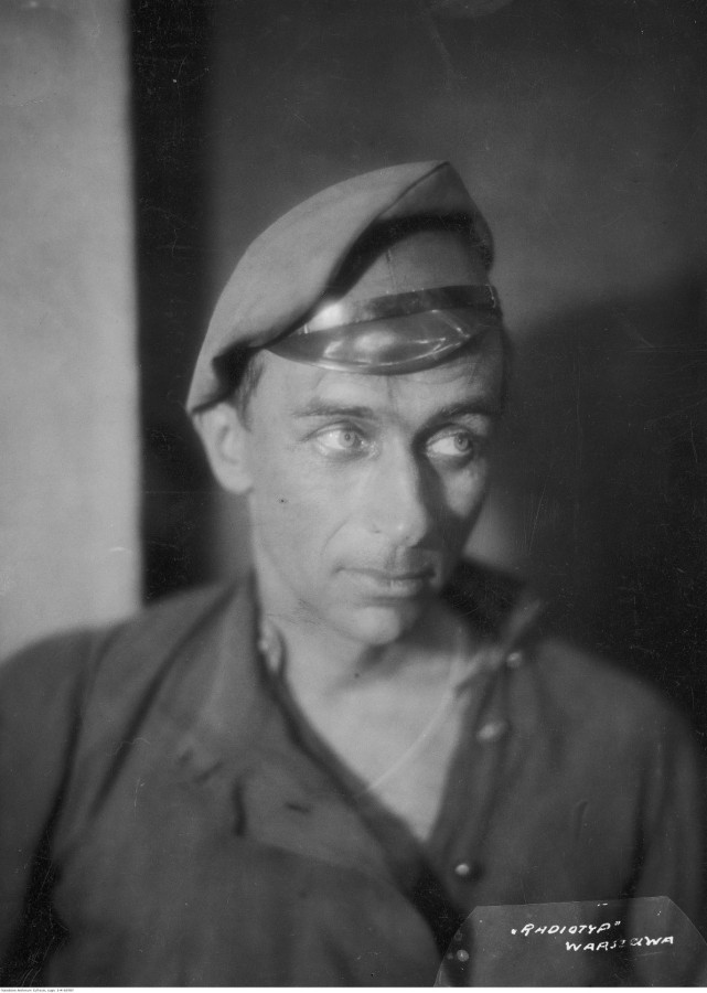 Janusz Strachocki jako Józef Jakubowski