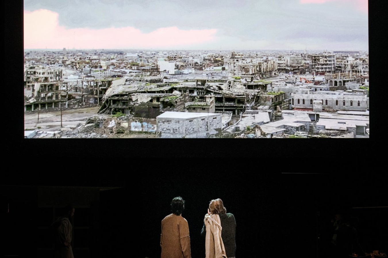 Zdjęcie ze spektaklu Orestes w Mosulu