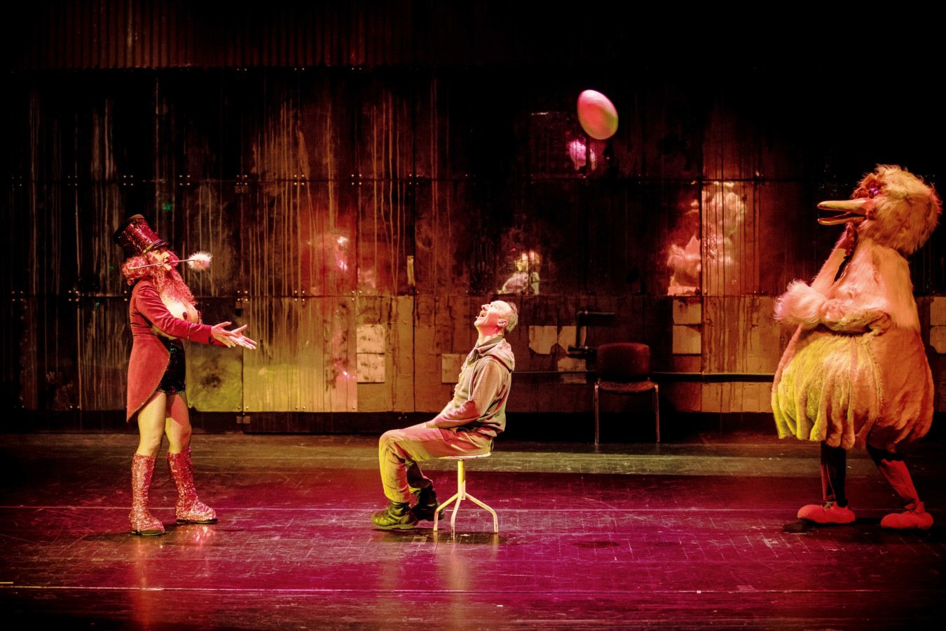 Ewa Konstancja Bułhak, Cezary Kosiński, Robert Jarociński; fot. Krzysztof Bieliński/Archiwum Artystyczne Teatru Narodowego Zdjęcie ze spektaklu "Woyzeck"