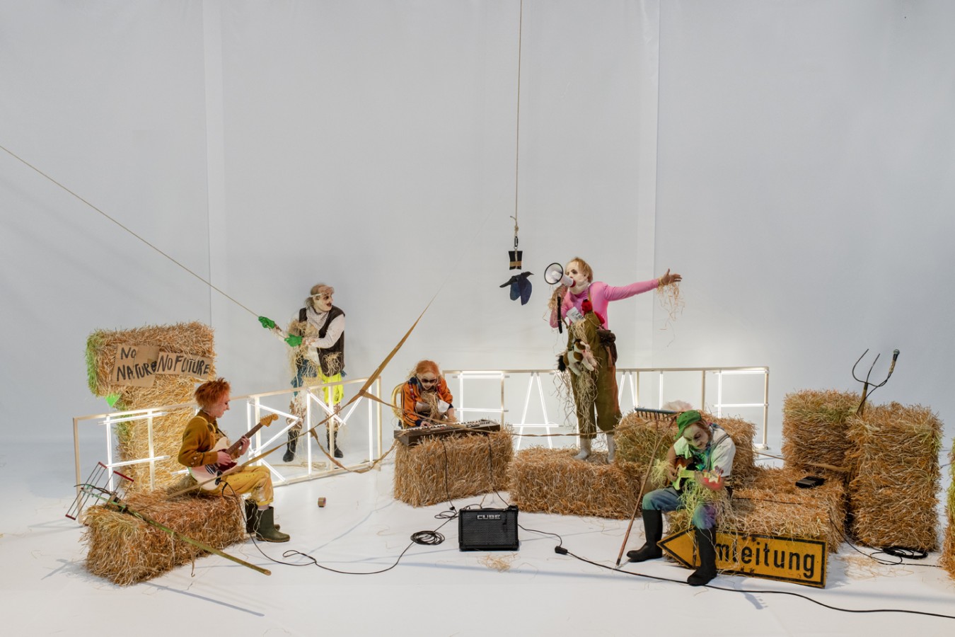 Münchner Kammerspiele, Farm Fatale; fot. Martin Argyroglo Münchner Kammerspiele, Farm Fatale