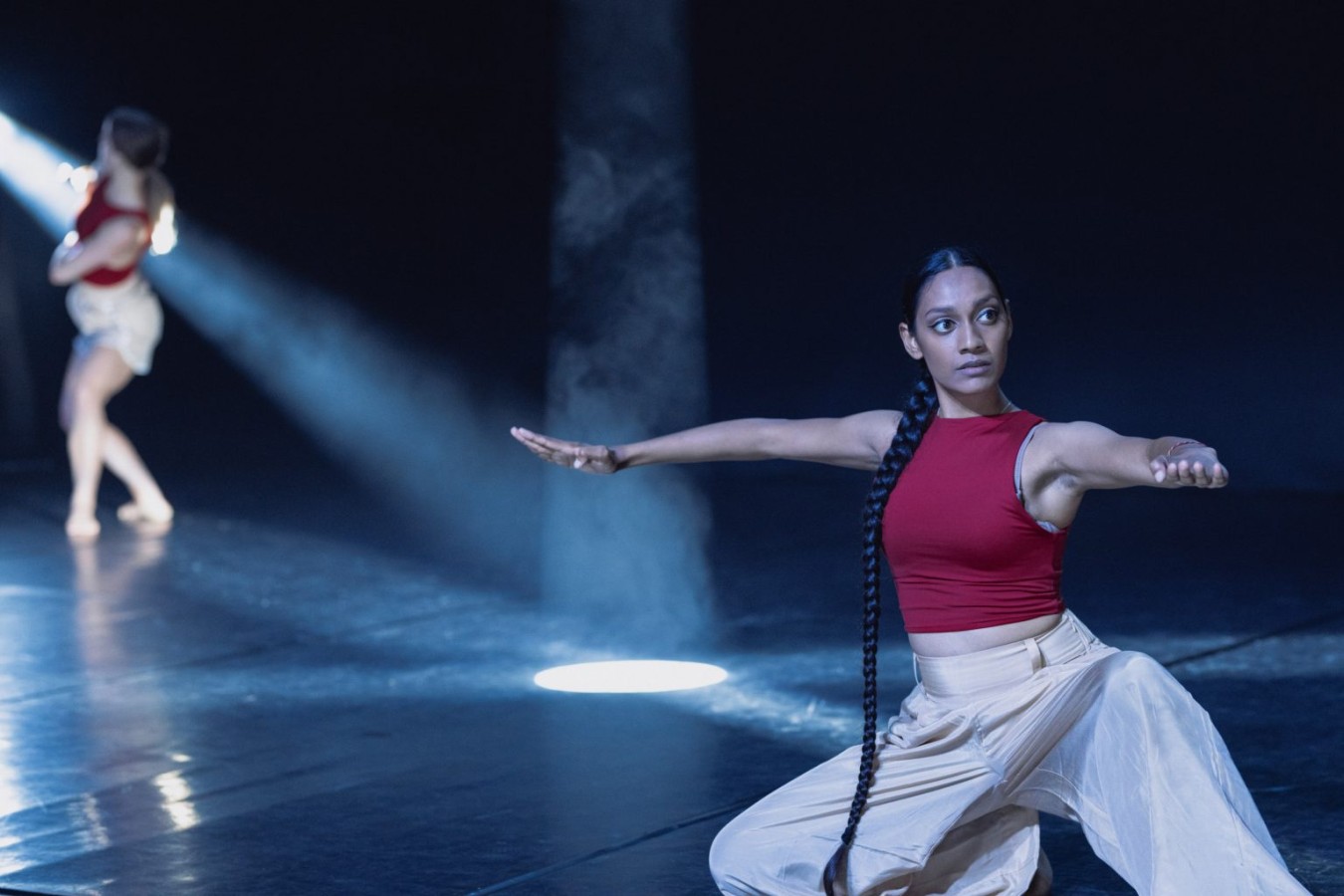 ORZO Theatre i Krakowskie Centrum Choreograficzne, Tytum: Marta Wołowiec i Poernima Gobardhan