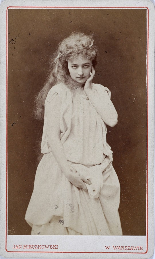 Helena Modrzejewska jako Ofelia w Hamlecie Szekspira Helena Modrzejewska jako Ofelia w Hamlecie Szekspira