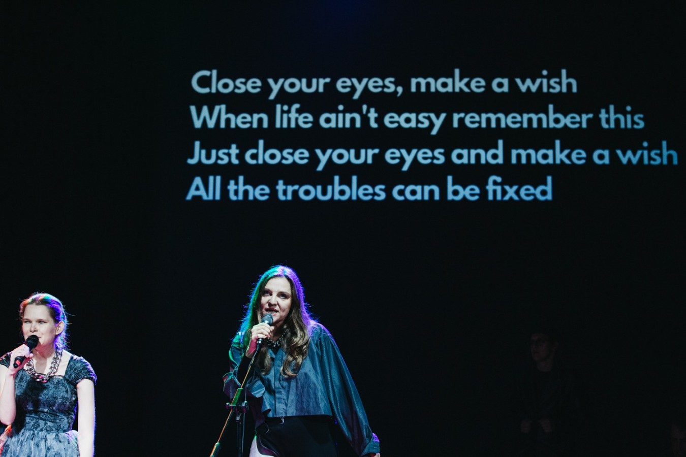 Pokój nieobecnych: Dorota Wach, Joanna Pawlik