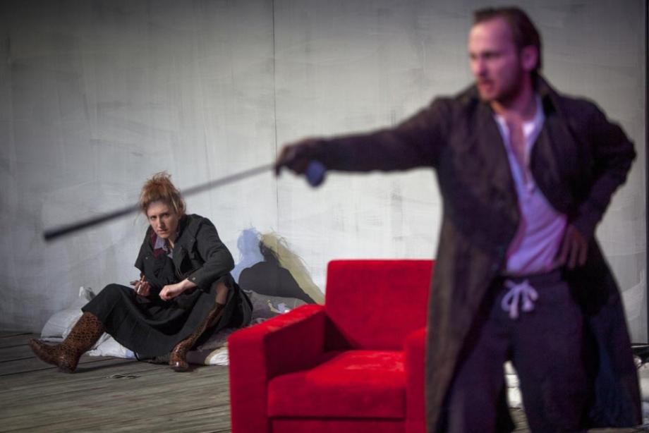 Teatr Łaźnia Nowa, Teatr IMKA, Klątwa, odcinki z czasu beznadziei: Klara Bielawka, Paweł Tomaszewski Teatr Łaźnia Nowa, Teatr IMKA, Klątwa, odcinki z czasu beznadziei: Klara Bielawka, Paweł Tomaszewski