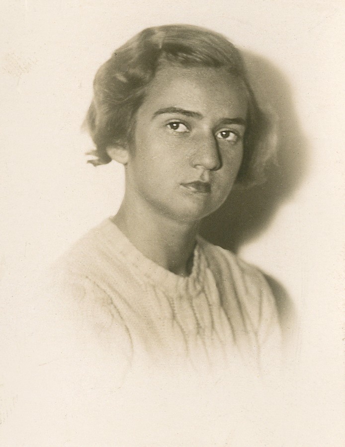 Urszula Moszkowska (lata 20. XX wieku), fot. z Archiwum ASP w Warszawie Urszula Moszkowska (lata 20. XX wieku), fot. z Archiwum ASP w Warszawie