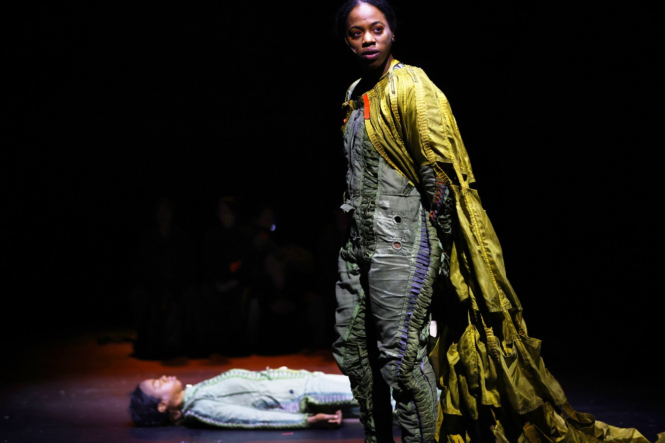 Gorki Theater w Berlinie, Mutter Courage und ihre Kinder: Maryam Abu Khaled Gorki Theater w Berlinie, Mutter Courage und ihre Kinder: Maryam Abu Khaled