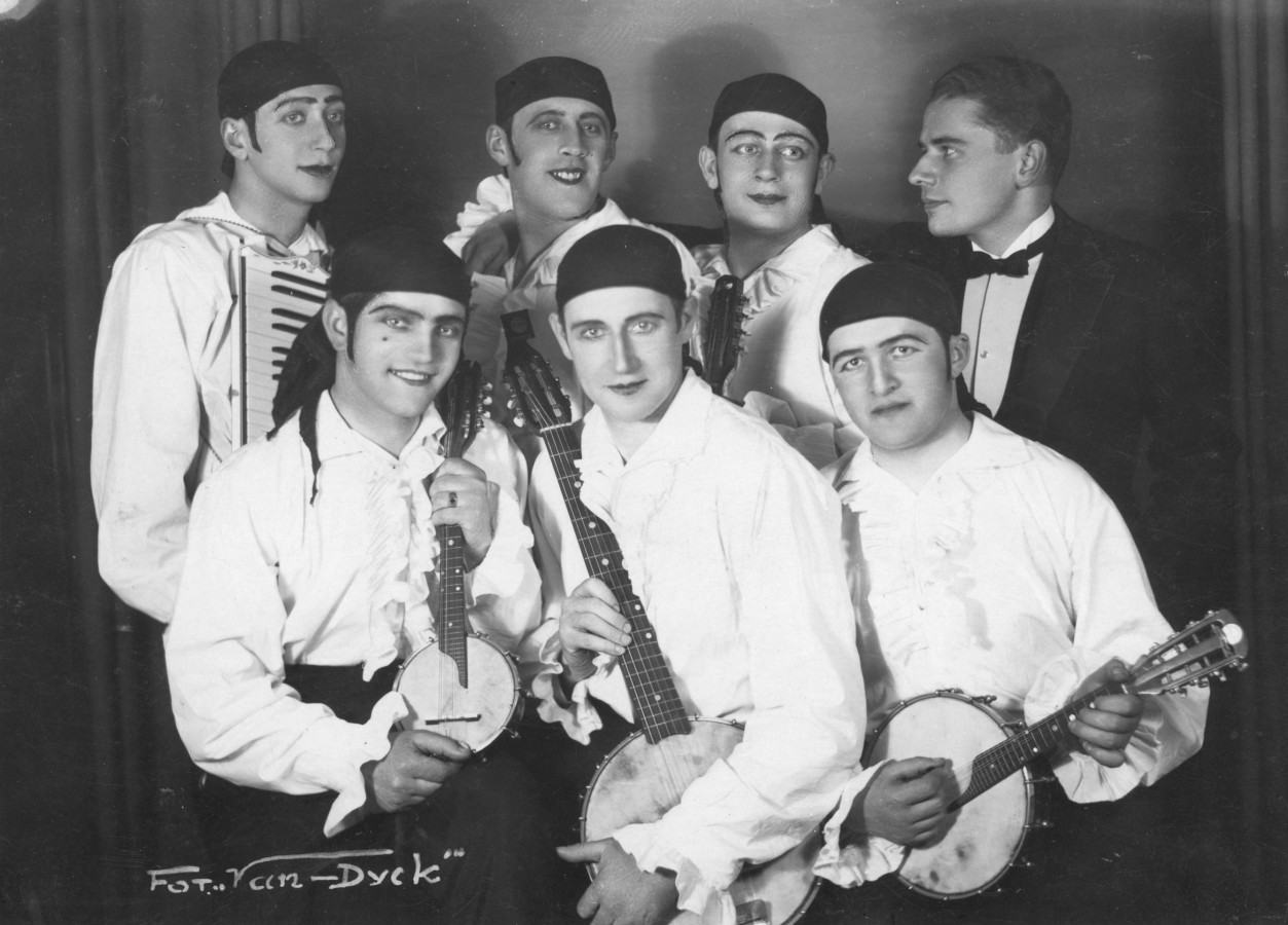 Chór Dana; fot. Narodowe Archiwum Cyfrowe Chór Dana; fot. Narodowe Archiwum Cyfrowe