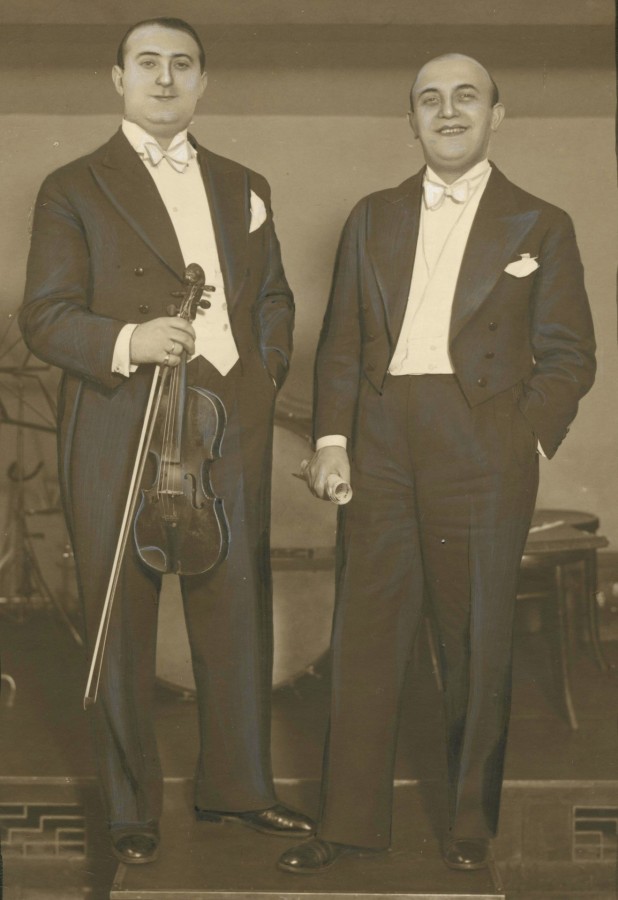 Artur Gold i Jerzy Petersburski, fot. Narodowe Archiwum Cyfrowe Artur Gold i Jerzy Petersburski, fot. Narodowe Archiwum Cyfrowe
