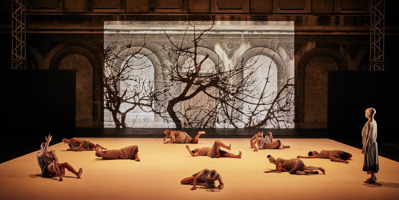 Dada Masilo, The Sacrifice; photo: Christophe Raynaud de Lage Dada Masilo, The Sacrifice; photo: Christophe Raynaud de Lage