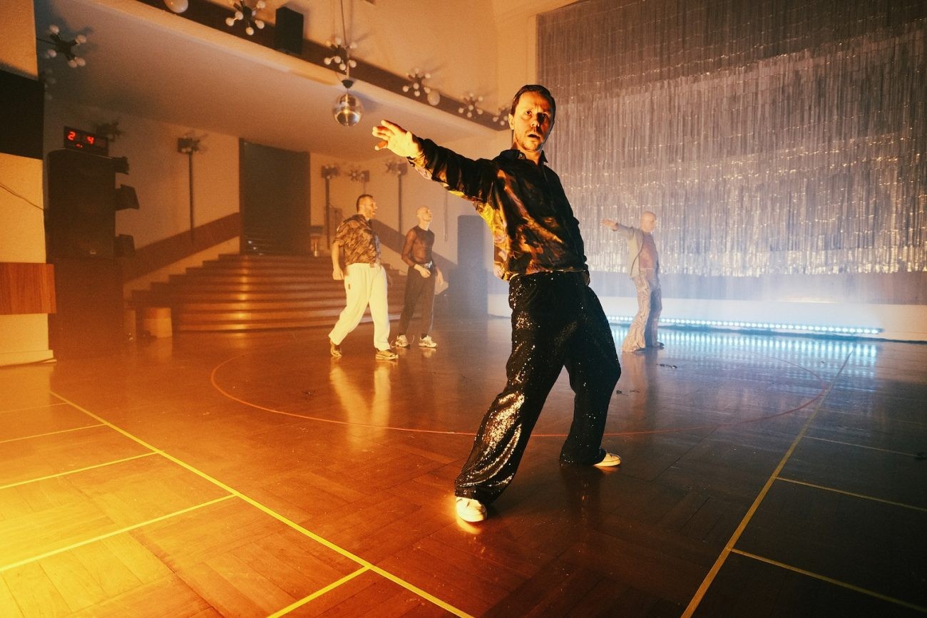 Teatr Współczesny w Szczecinie, Dotyk za dotyk. Dansing: Maciej Litkowski