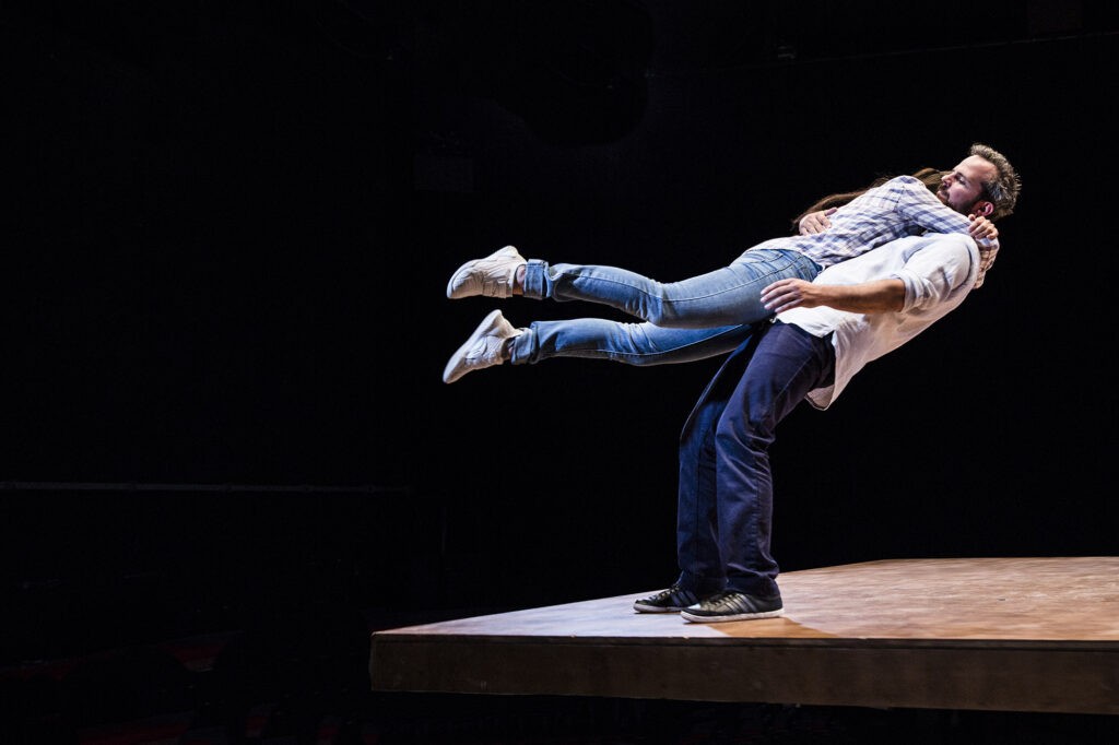 Yoann Bourgeois Art Company, Nieosiągalny punkt zawieszenia