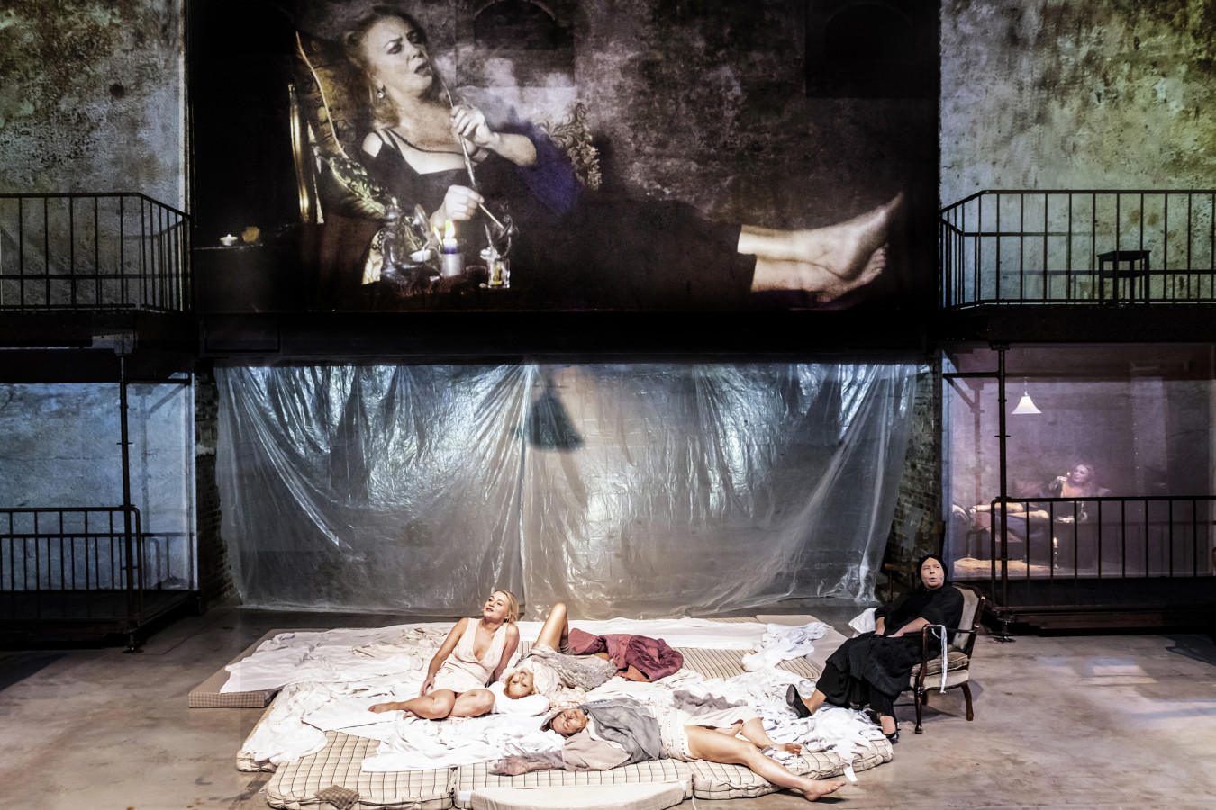 Balkony – pieśni miłosne: Halina Rasiakówna, Michał Opaliński, Anna Ilczuk, Ewa Skibińska, Marta Zięba; fot. materiały Teatru Polskiego w Podziemiu 