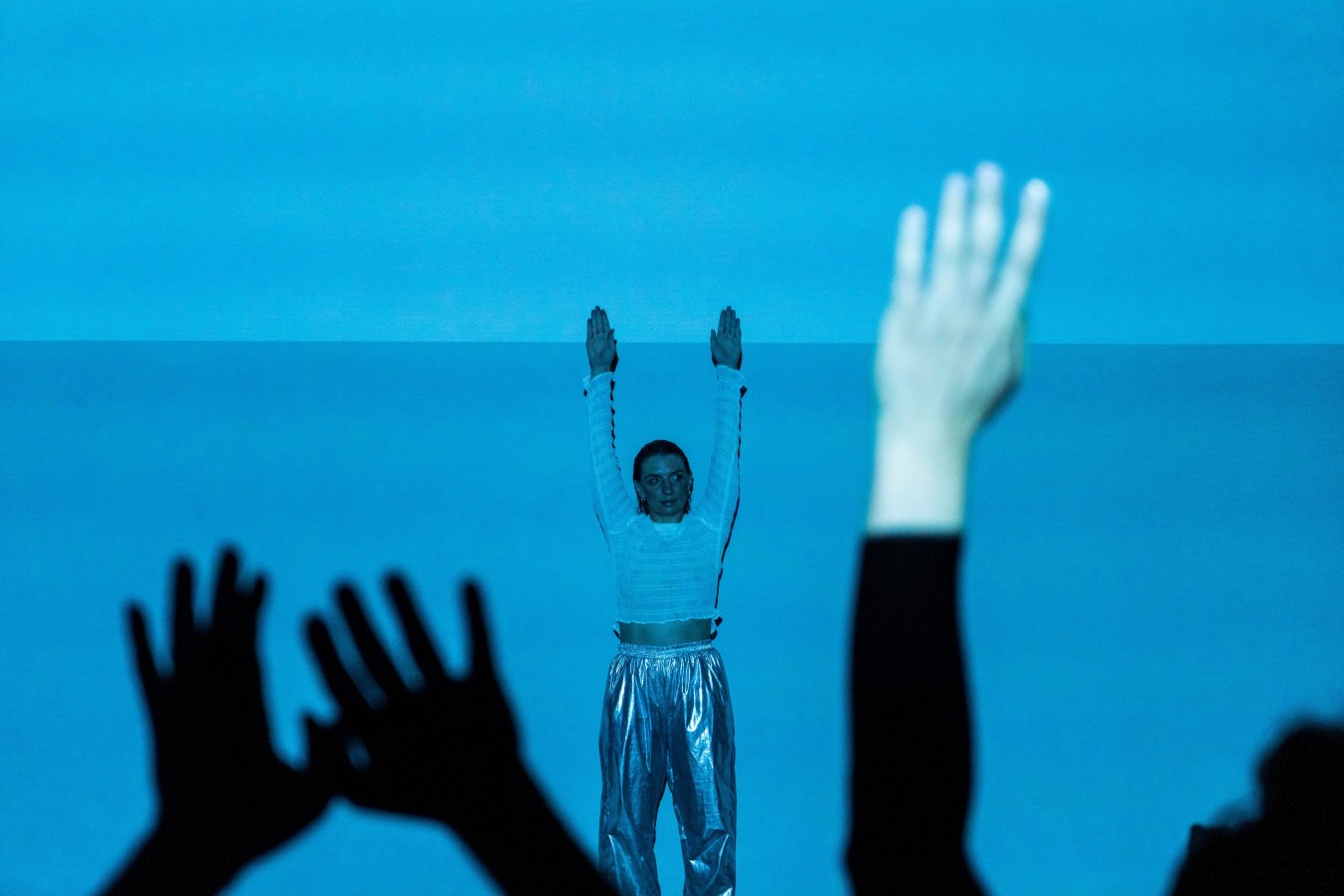 Agnietė Lisičkinaitė, HANDS UP; fot. Pietro Bertora Agnietė Lisičkinaitė, HANDS UP; fot. Pietro Bertora