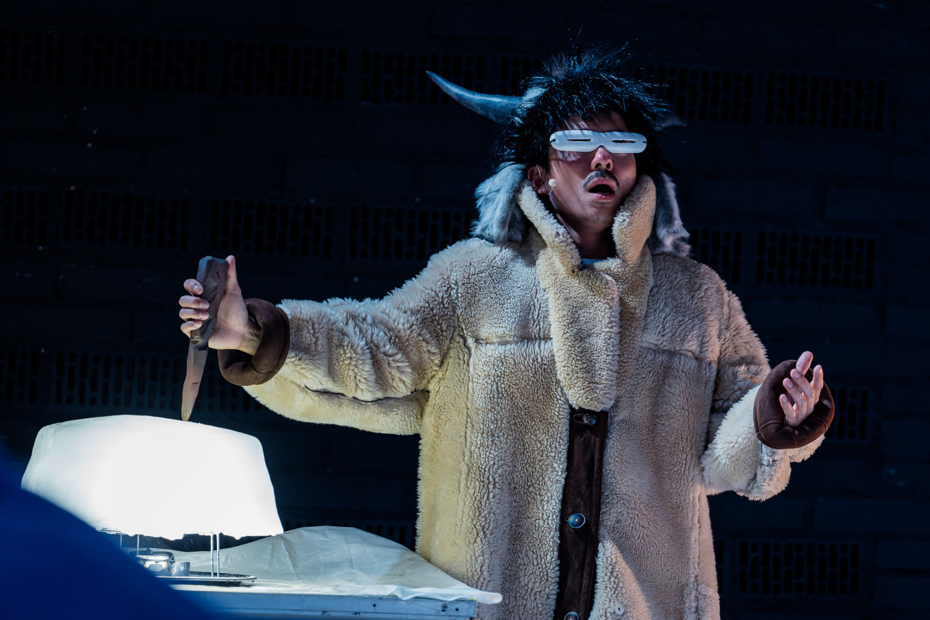 Teatr Studio, Ekspedycja: „Burza"; fot. Dawid Linkowski Teatr Studio, Ekspedycja: „Burza"; fot. Dawid Linkowski