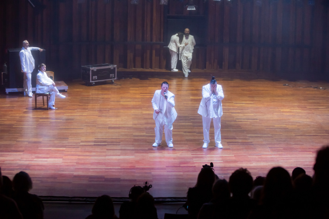 Teatr Klucz, Amoroso; fot. Maciej Kaczyński, CK Zamek w Poznaniu Teatr Klucz, Amoroso; fot. Maciej Kaczyński, CK Zamek w Poznaniu