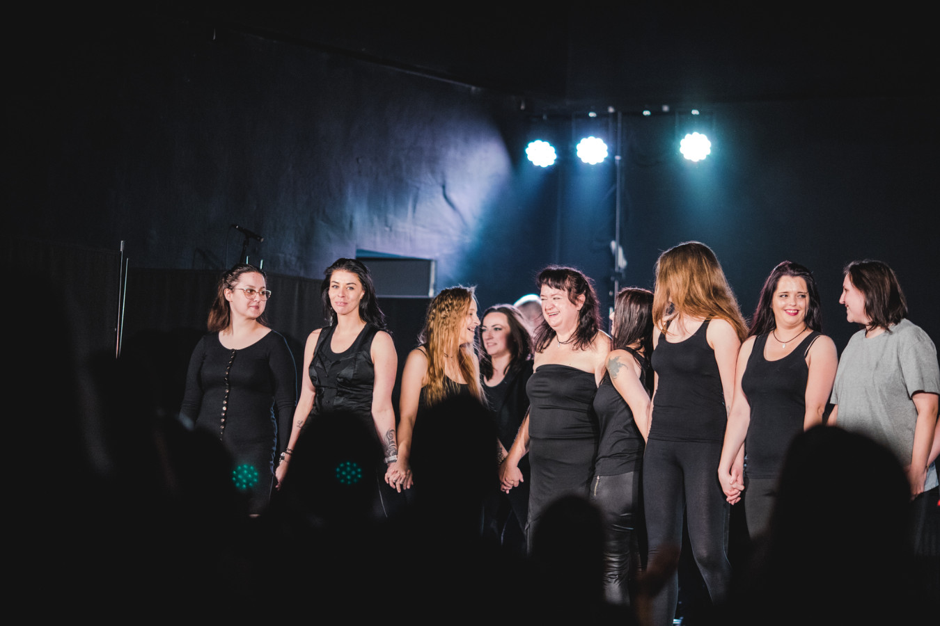 Centrum Sztuki Osadzonych, Sen Rity: Marcelina, Dominika, Iza, Paulina, Dorota, Kicia, Natalia, Paulina, Nikola; fot. Justyna Żądło