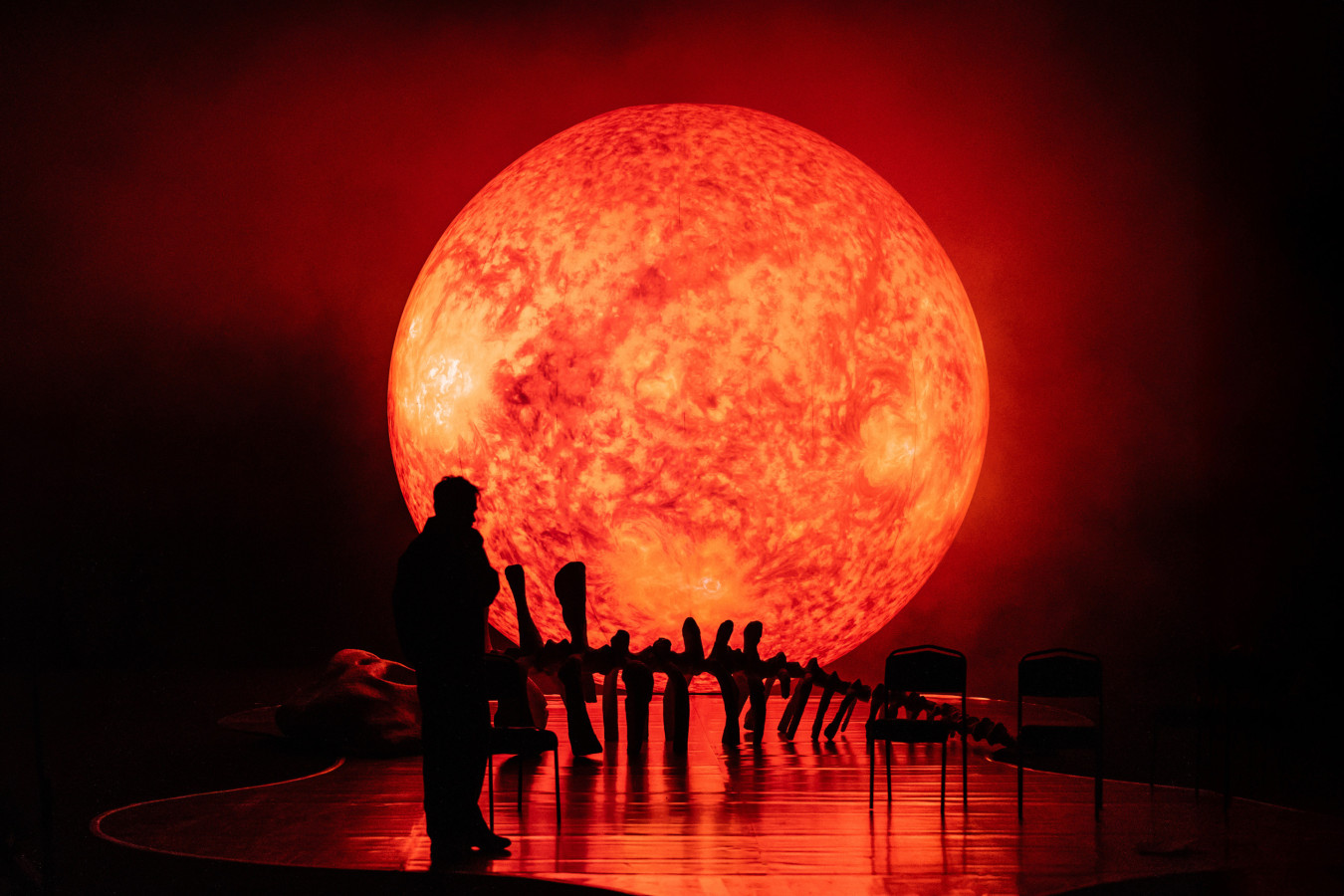 Stary Teatr w Krakowie, Zamach na Narodowy Stary Teatr. Narodziny narodu; fot. Natalia Kabanow Stary Teatr w Krakowie, Zamach na Narodowy Stary Teatr. Narodziny narodu; fot. Natalia Kabanow