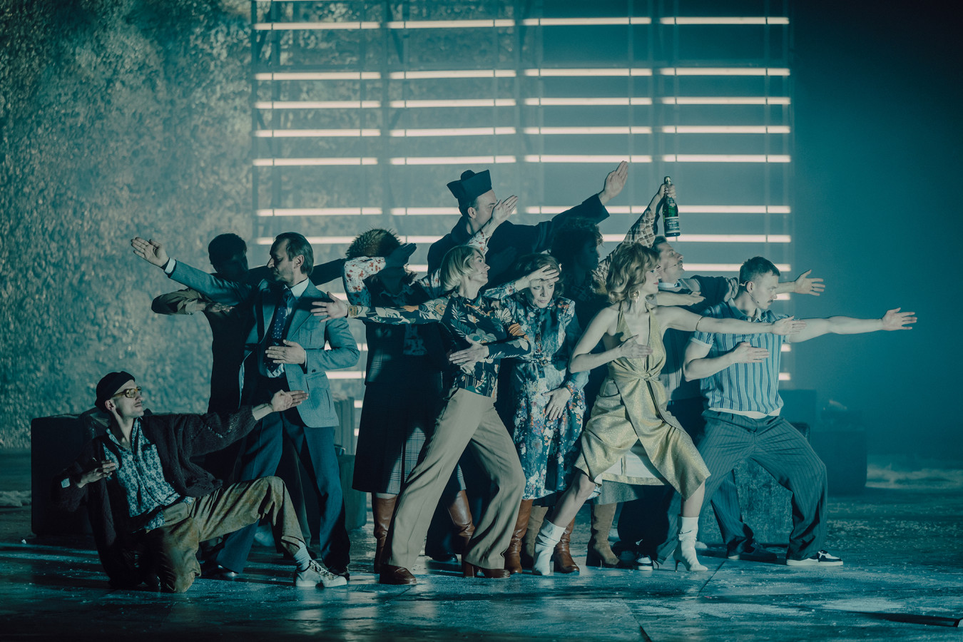 Teatr Dramatyczny w Warszawie, Anioły w Warszawie; fot. Karolina Jóźwiak Teatr Dramatyczny w Warszawie, Anioły w Warszawie; fot. Karolina Jóźwiak