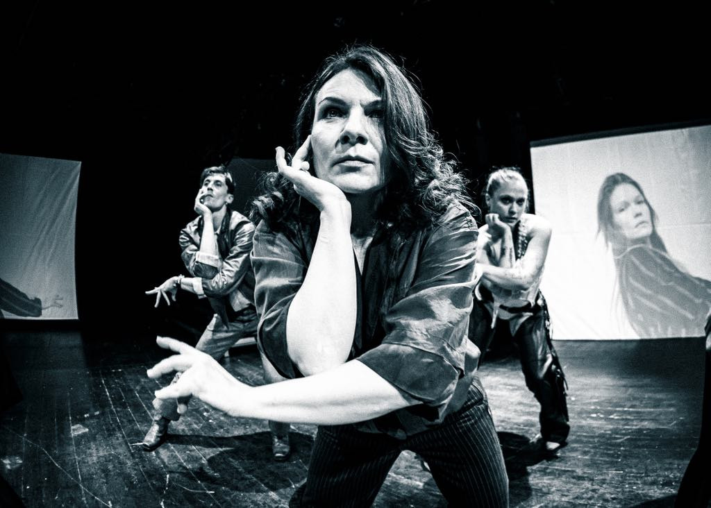 Teatr im. Stefana Jaracza w Olsztynie, Susan Sontag: Milena Gauer, Maciej Cymorek, Ana Szopa, Marta Markowicz; fot. HaWa Teatr im. Stefana Jaracza w Olsztynie, Susan Sontag: Milena Gauer, Maciej Cymorek, Ana Szopa, Marta Markowicz; fot. HaWa