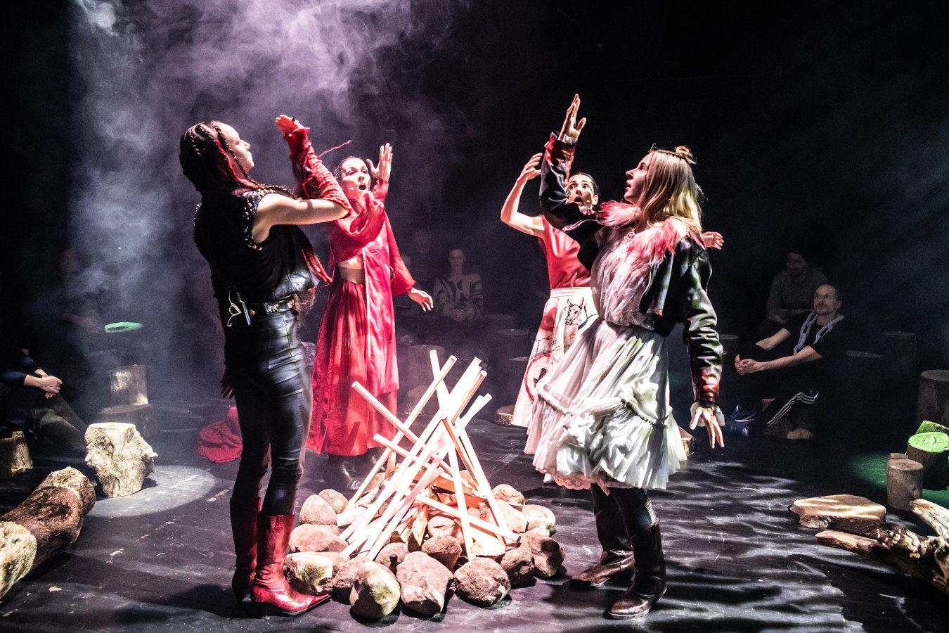 Wrocławski Teatr Współczesny, The Boors: Dominika Probachta, Jolanta Solarz-Szwed, Anna Kieca, Magdalena Taranta; photo: Natalia Kabanow