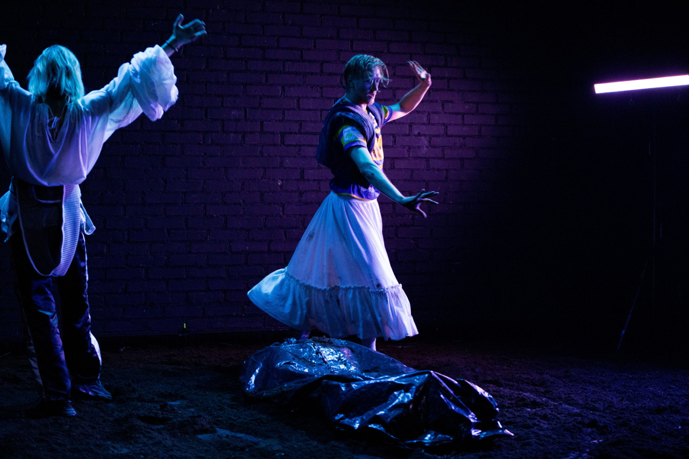 AZBEST, Wszyscy jesteśmy Ryszardami. Ekshumacja 2000; fot. Karolina Sołtys AZBEST, Wszyscy jesteśmy Ryszardami. Ekshumacja 2000; fot. Karolina Sołtys