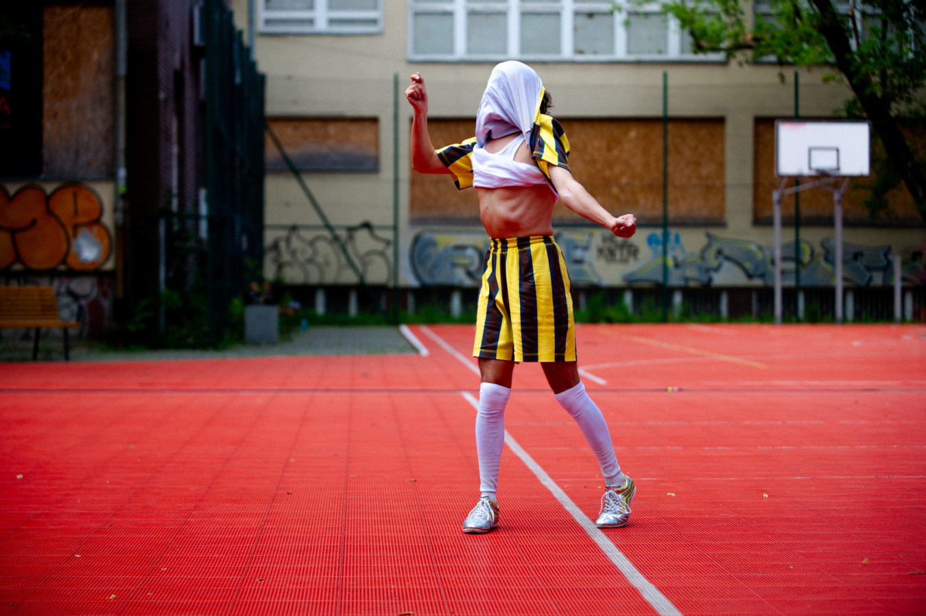 Komuna Warszawa, Tiki-Taka: Marcin Miętus; fot. Pat Mic Komuna Warszawa, Tiki-Taka: Marcin Miętus; fot. Pat Mic