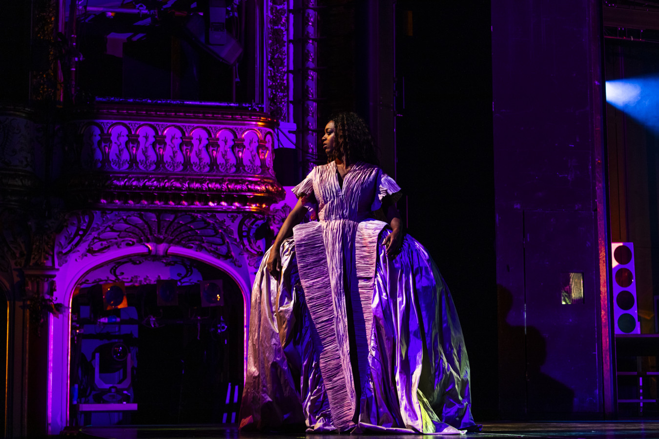 Schauspielhaus Bochum, All about Earthquakes; fot. ©Nurith Wagner Strauss (mat. Wiener Festwochen) Schauspielhaus Bochum, All about Earthquakes; fot. ©Nurith Wagner Strauss (mat. Wiener Festwochen)