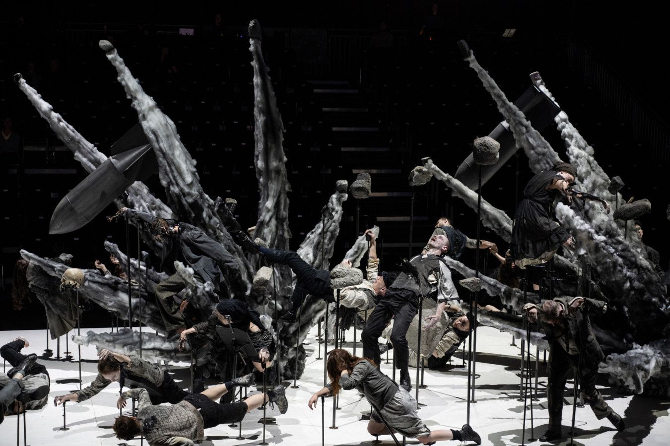 FC Bergman, Guernica Guernica; fot. © Caroline Seidel, Ruhrtriennale 2025