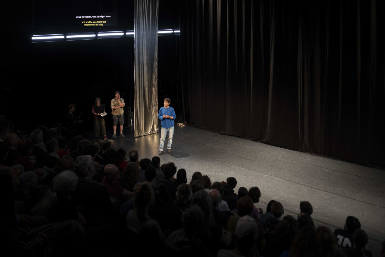 Théâtre National Wallonie-Bruxelles, La Vieille dame et le serpent: Guillaume Papachristou, Claire Rappin; fot. © Louka Van Roy