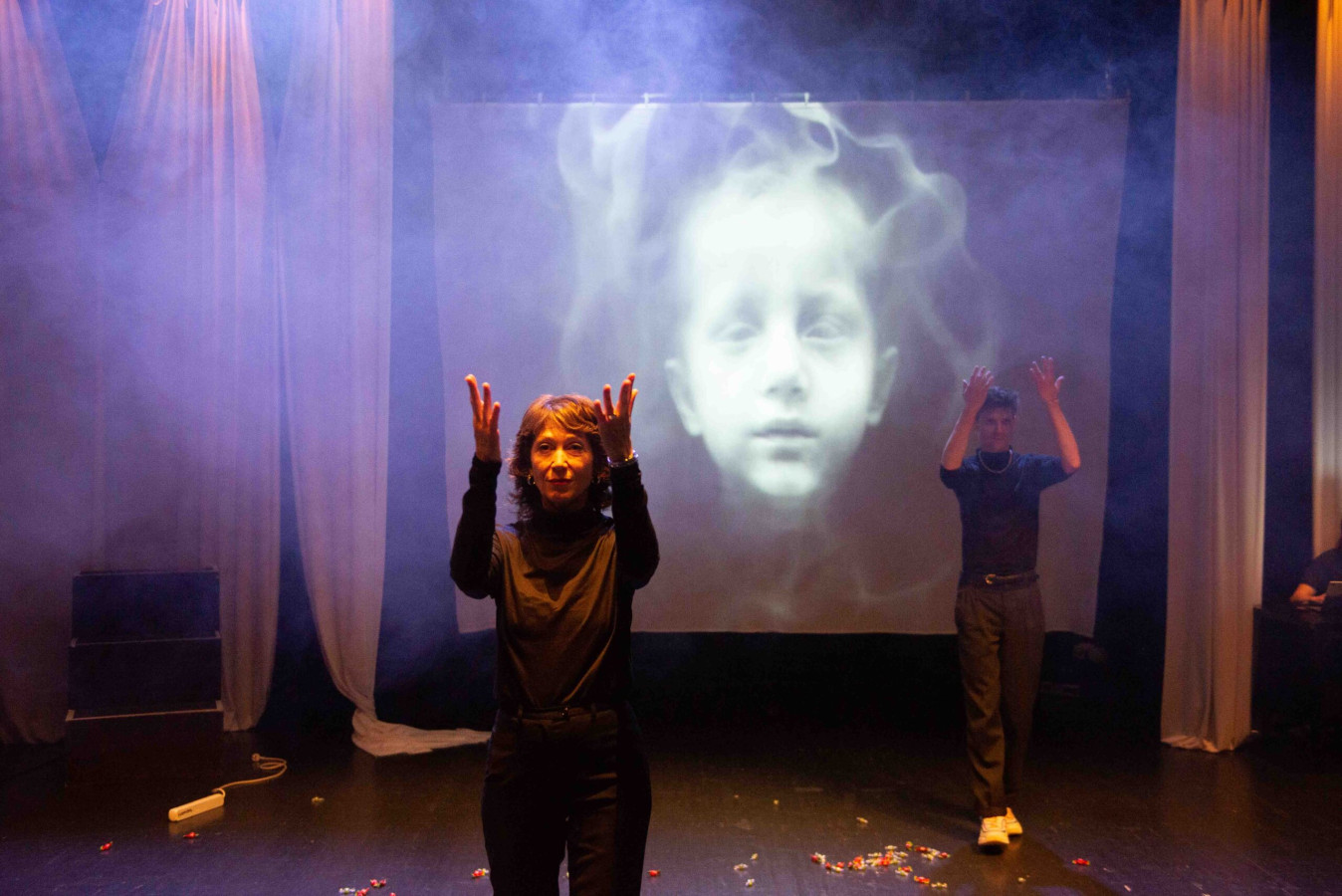 HAU Hebbel am Ufer Berlin (HAU3), AI Democracy; fot. Renata Chueire 