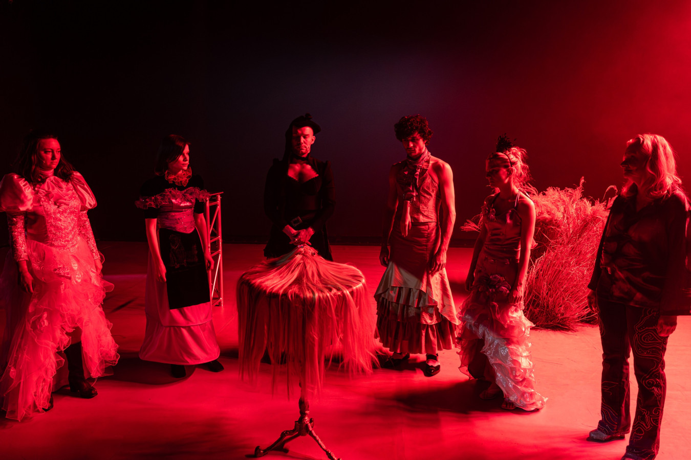 Teatr Polski w Bydgoszczy, Wichrowe Wzgórza. Love To Die; fot. Natalia Kabanow