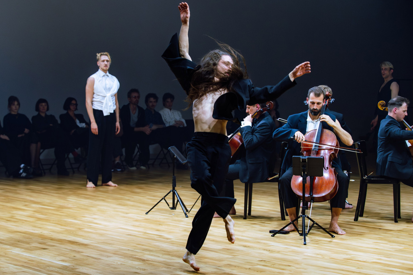 Narodowe Forum Muzyki we Wrocławiu, Fuga; fot. Pat Mic dla Pawilonu Tańca i Innych Sztuk Performatywnych 