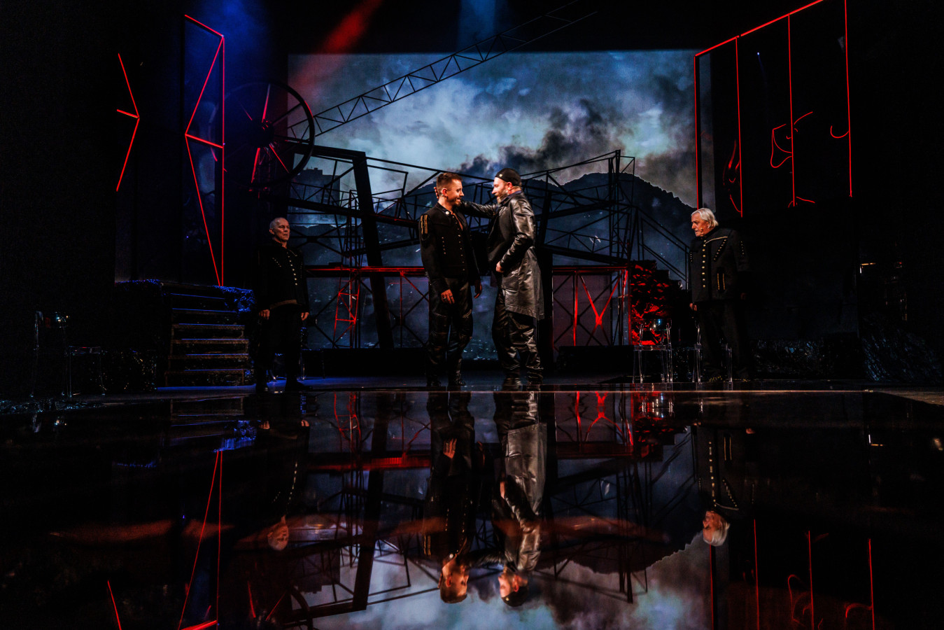 Teatr Śląski w Katowicach, Tragedyjo Hamleta, ksiyncia Dynymarku; fot. Przemysław Jendroska